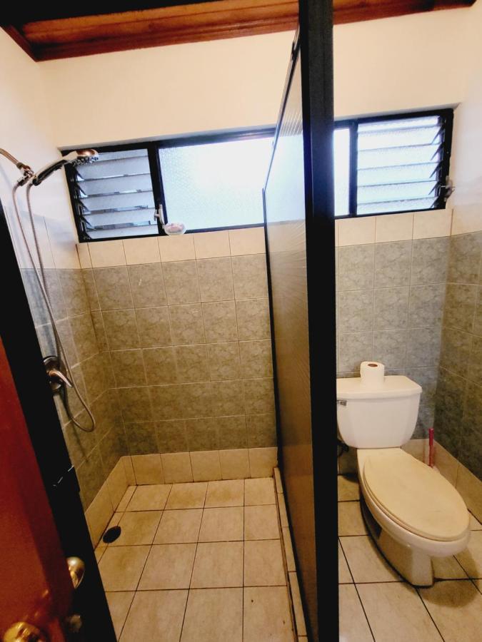 Don Carlos Place Upper Unit アラフエラ エクステリア 写真